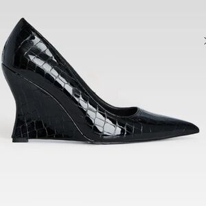 Retrofete Julianna Black Leather Pump